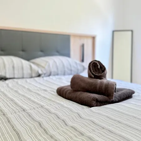 Le Jacobin - 3 Chambres, Balcon & Parking *