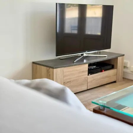 Le Jacobin - 3 Chambres, Balcon & Parking
