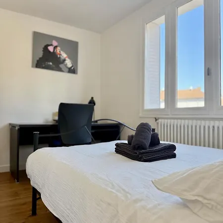 Le Jacobin - 3 Chambres, Balcon & Parking דירה *